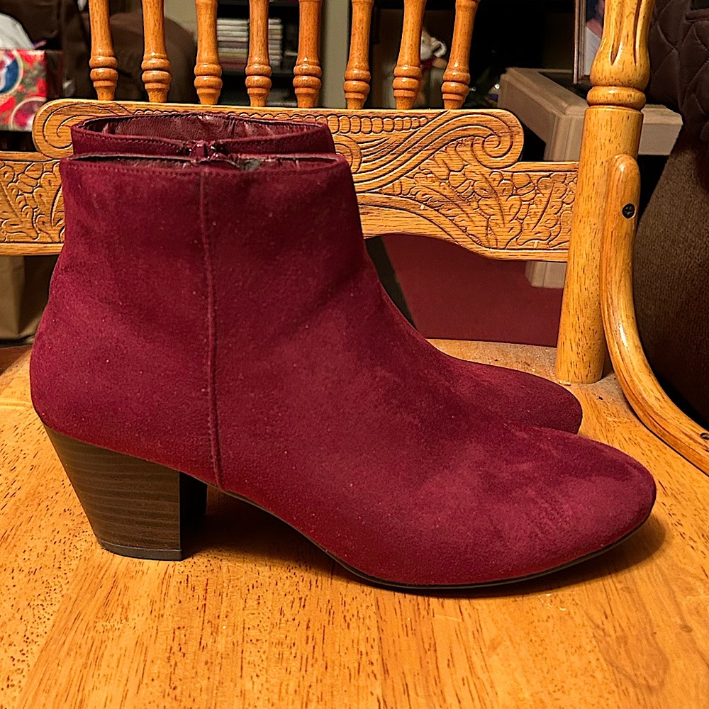 Burgundy Faux Suede Booties by JustFab Size 9